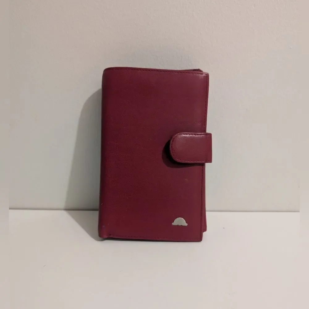 Pre-Loved Tony Perotti Red Tri-Fold Italian Leather